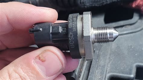 A restricted fuel feed pipe between the high pressure fuel pump and the fuel rail fuel pressure sensor may set a DTC. . 2013 chevy traverse fuel pressure sensor location